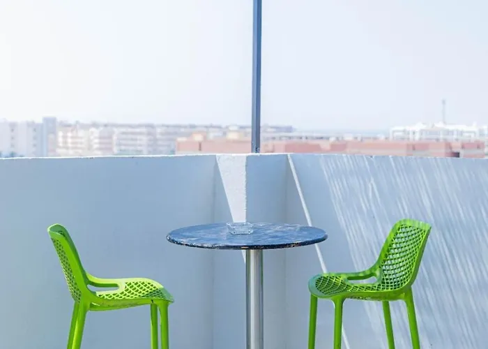 公寓 A Rare Find Spacious Modern Arabic Style In Beautiful A Building With An Host Also Has A Grand Rooftop Terrace With Mountain And Sea Views 15 Mins From Airport 洪加達