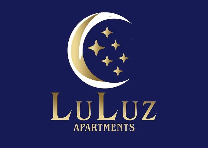 A Rare Find Spacious Modern Arabic Style In Beautiful A Building With An Host Also Has A Grand Rooftop Terrace With Mountain And Sea Views 15 Mins From Airport 公寓